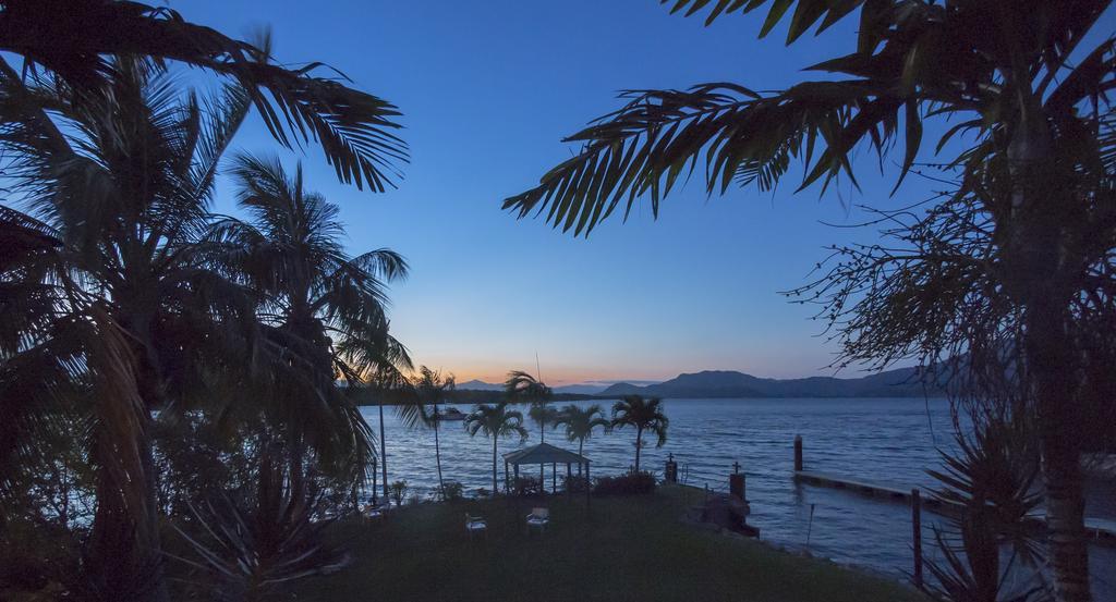 Lucinda Hinchinbrook Marine Cove Resort מראה חיצוני תמונה