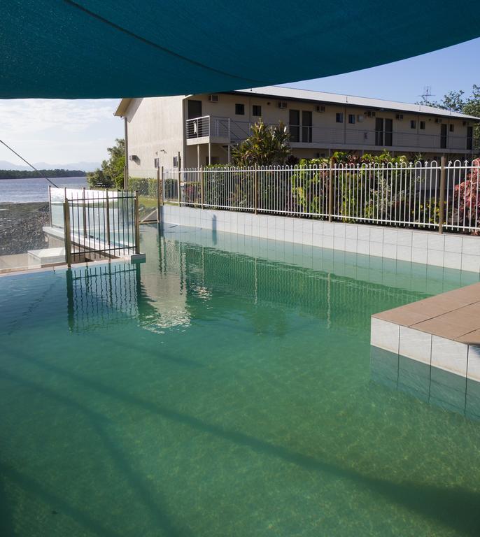 Lucinda Hinchinbrook Marine Cove Resort מראה חיצוני תמונה