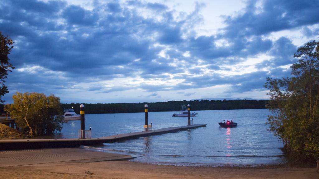 Lucinda Hinchinbrook Marine Cove Resort מראה חיצוני תמונה