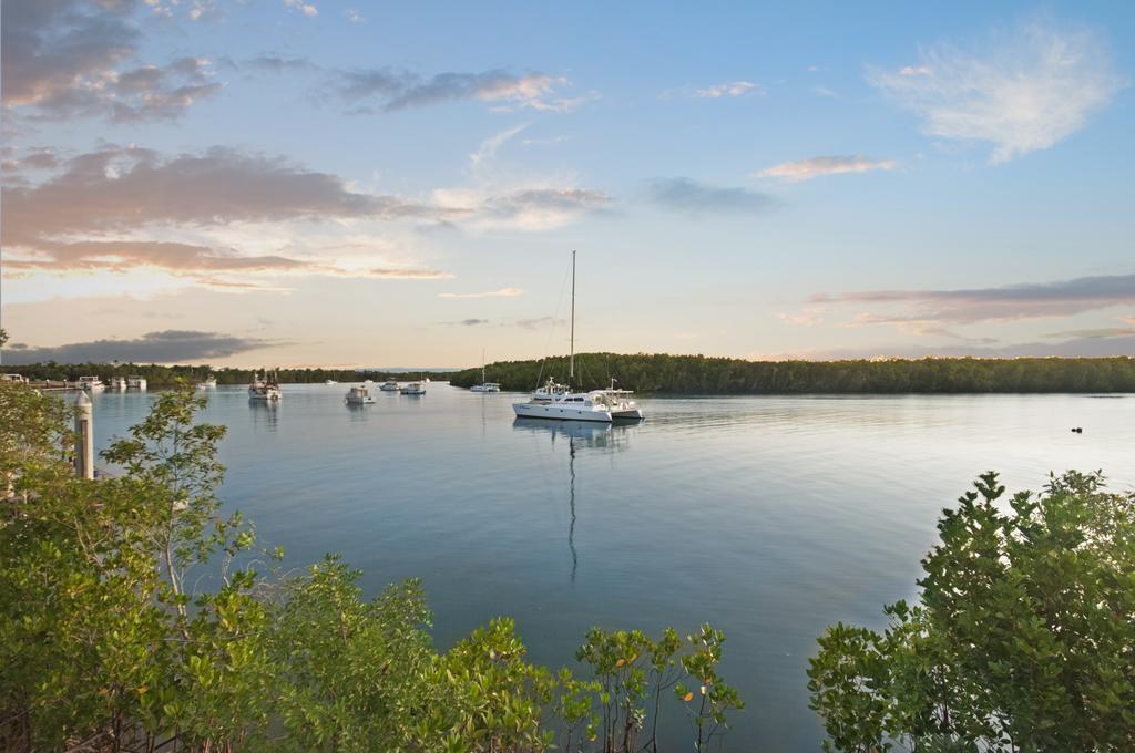 Lucinda Hinchinbrook Marine Cove Resort מראה חיצוני תמונה