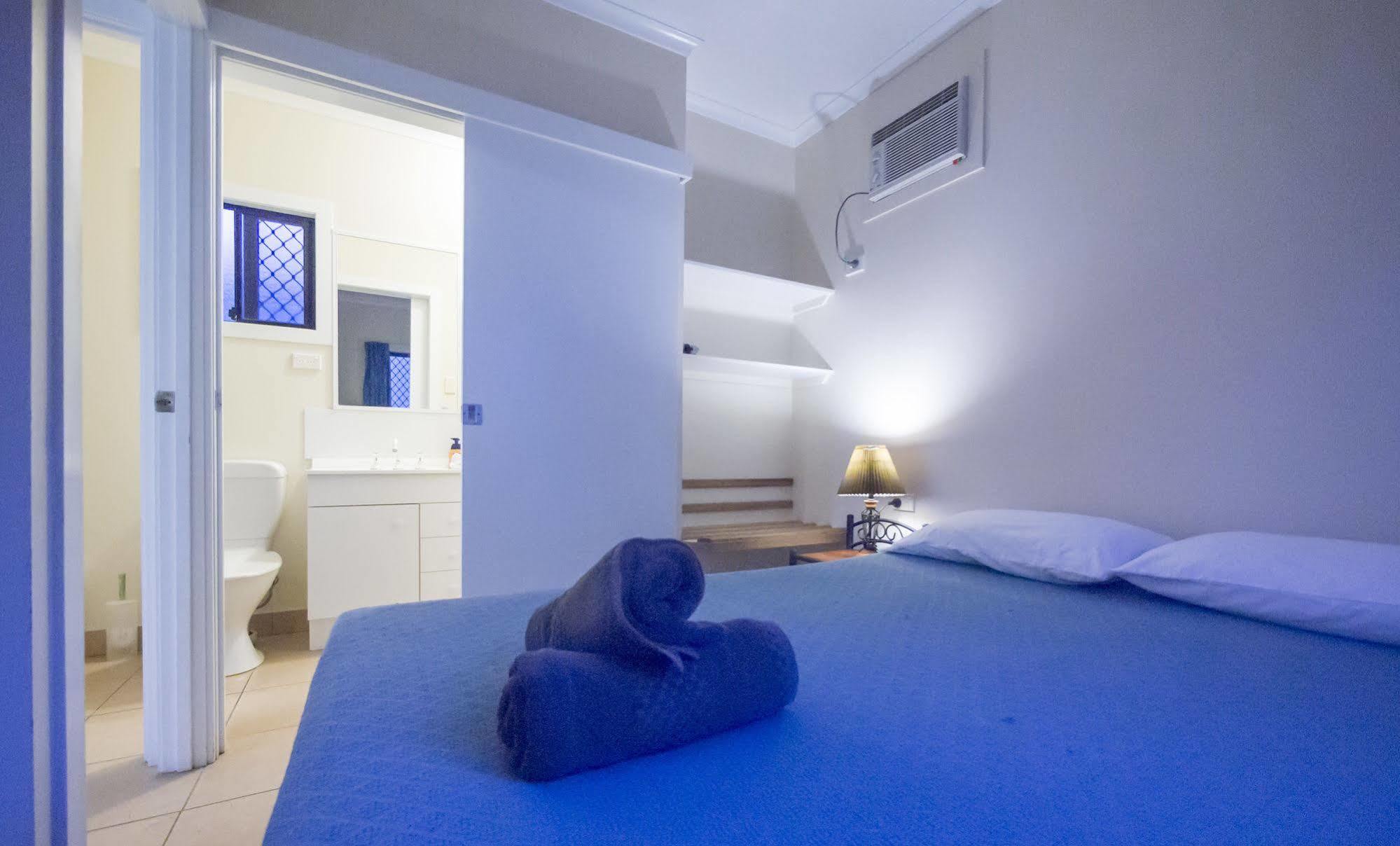 Lucinda Hinchinbrook Marine Cove Resort מראה חיצוני תמונה
