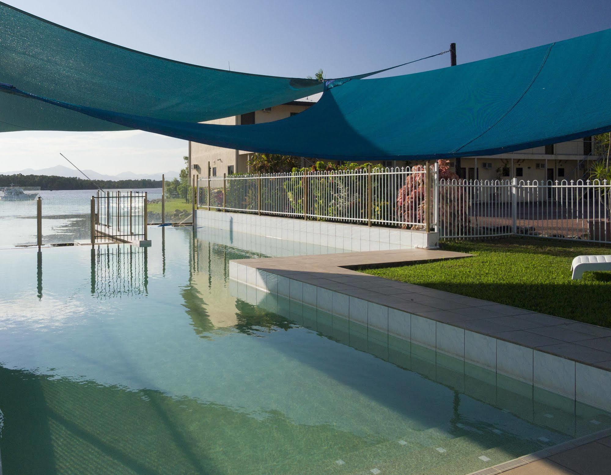 Lucinda Hinchinbrook Marine Cove Resort מראה חיצוני תמונה