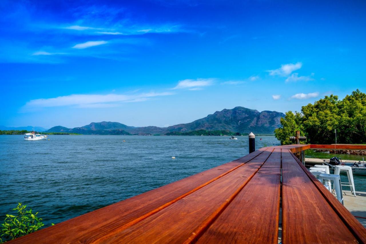 Lucinda Hinchinbrook Marine Cove Resort מראה חיצוני תמונה