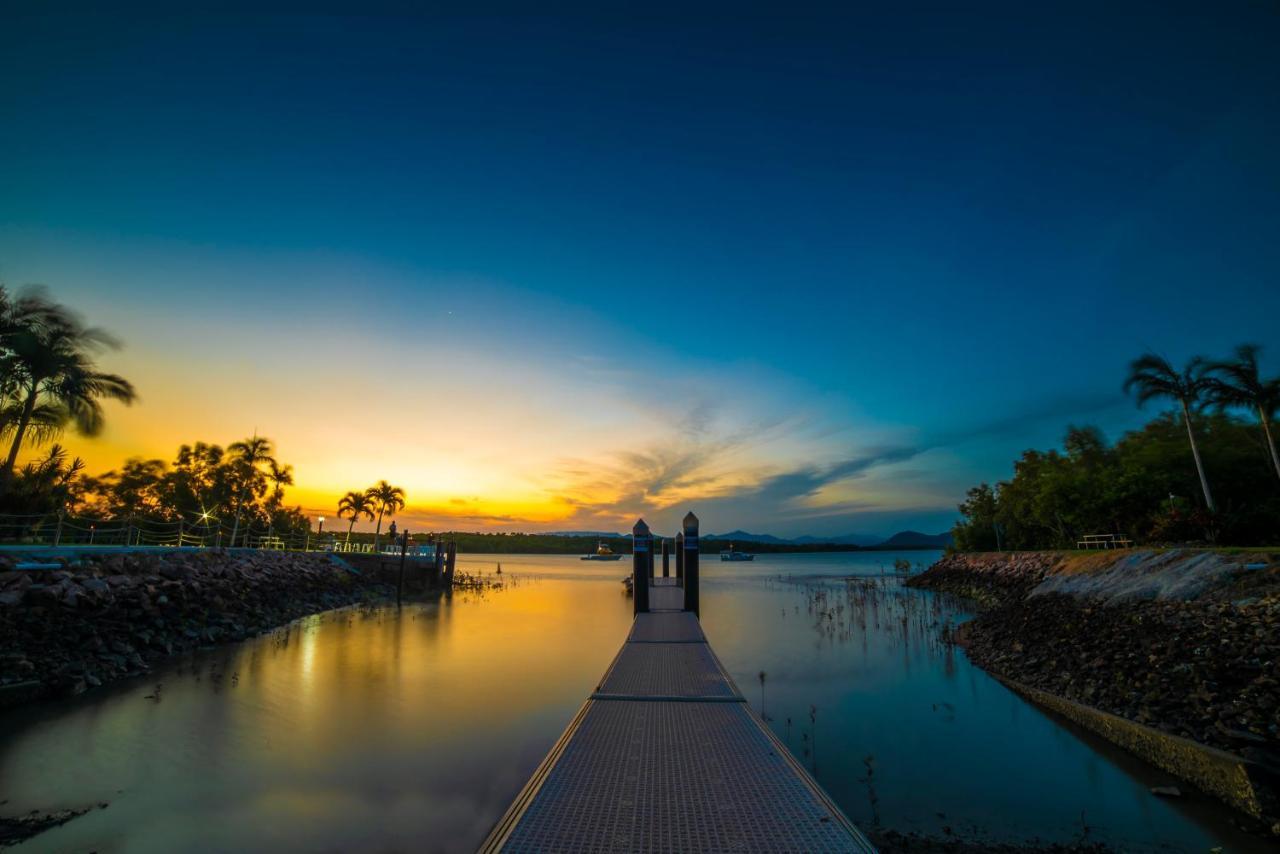 Lucinda Hinchinbrook Marine Cove Resort מראה חיצוני תמונה