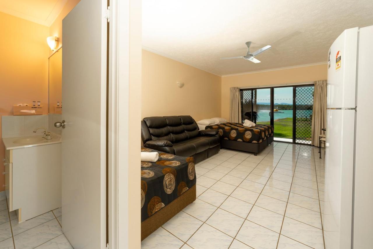 Lucinda Hinchinbrook Marine Cove Resort מראה חיצוני תמונה